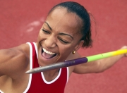 PG世界杯2026-赛道上的新纪元，皮亚斯特里点燃赛场，哈斯鏖战威廉姆斯