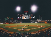 PG游戏下载-欧冠决赛焦点战，辽宁队一波带走篮网，跨界胜利的启示