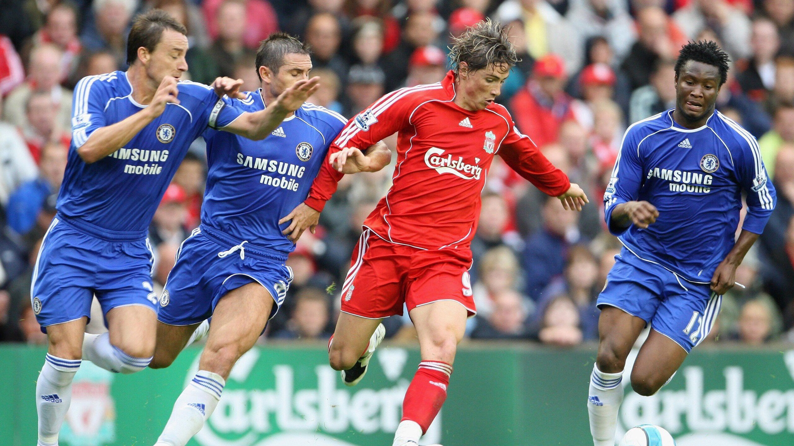 F1街道赛之夜,奥斯梅恩持续制造杀伤,速度与战术的完美交响